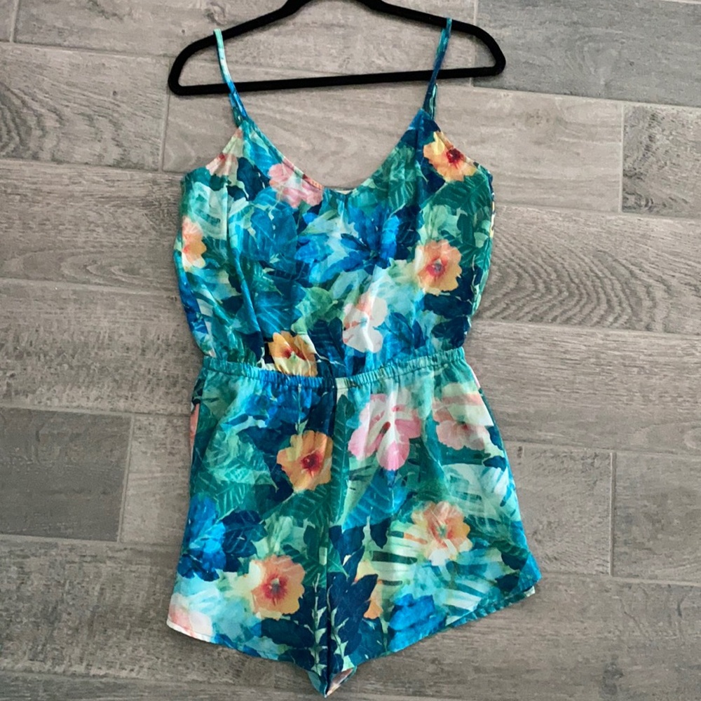 Show Me Your Mimi Rorey Romper